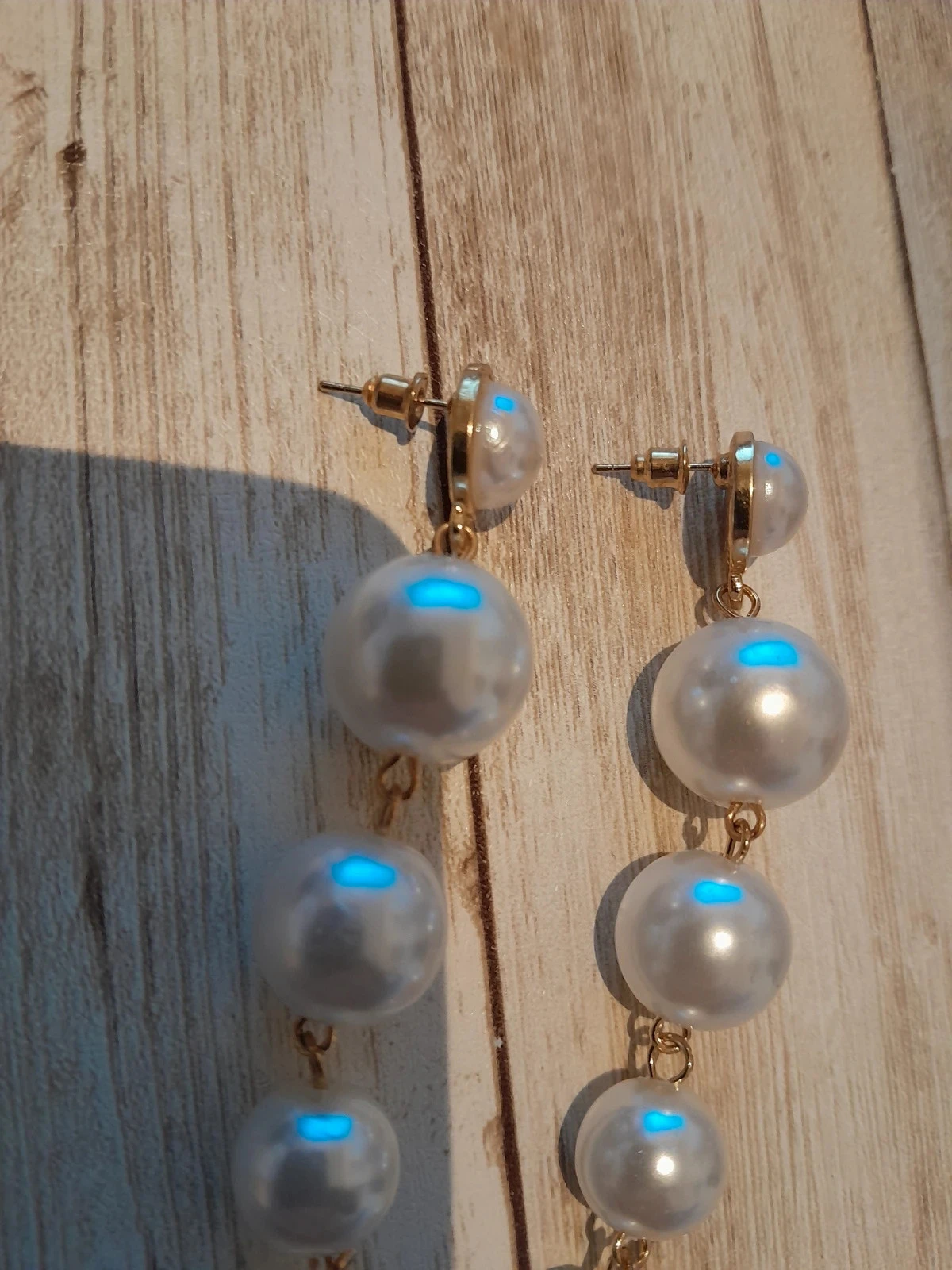 Hangende parelketting oorbellen, goudkleurig – photo 3